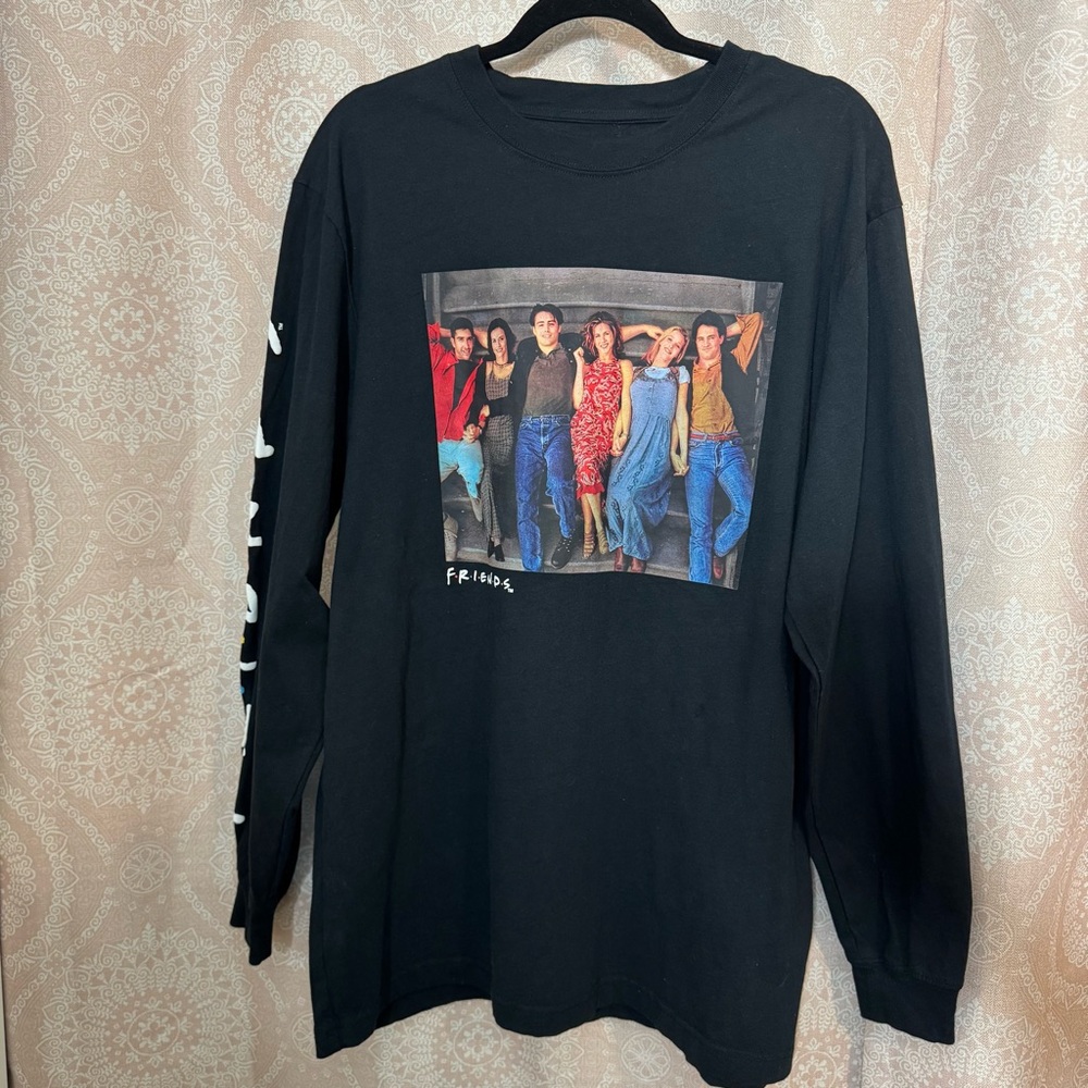 Friends X Shoe Palace Long Sleeve Tee Chandler Rachel Joey Monica Men’s XL